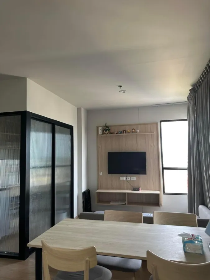 For sale rent: Common TU, 2 bedrooms, 24th floor, fully furnished, ready to move in, book now, don't wait.