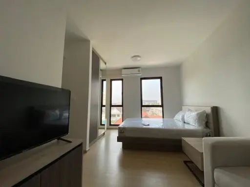 For rent: Unio Sukhumvit 72, 2nd floor, nice room, fully furnished, book now, hurry!