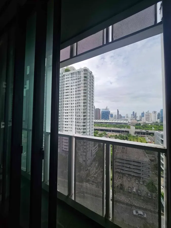 ขาย A Space ID Asoke-Ratchada ห้องสวย วิวเมือง เฟอร์นิเจอร์ครบ พร้อมอยู่