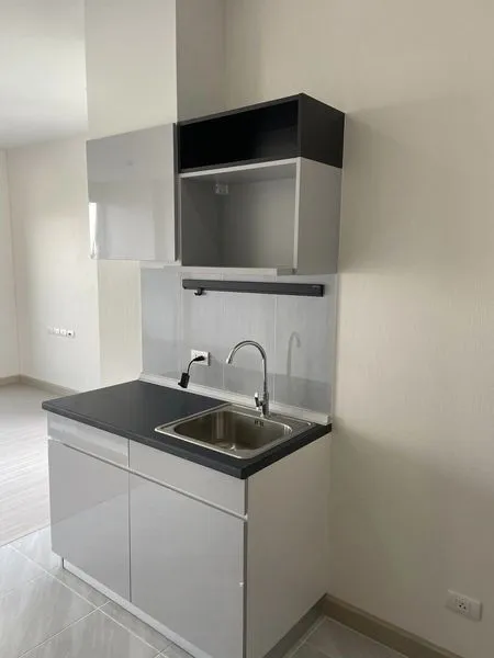 ขายดาวน์ ศุภาลัย ลอฟท์ สาทร-ราชพฤกษ์ ห้องมุม 1 นอน เฟอร์นิเจอร์ชุดครัว Built-in สนใจจองเลย