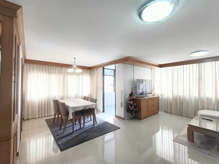 Rent/Sale รัชดาซิตี้ 18 ห้องสวยหรูมาก เฟอร์บิ๊วอินไม้สักทั้งห้อง อยู่เป็นครอบครัวได้สบายๆ รีบจองด่วน