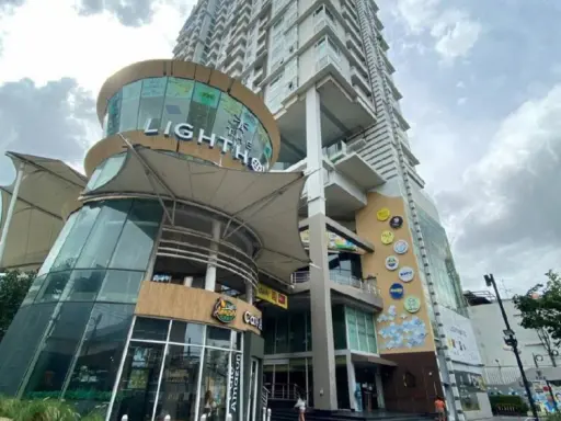 The LightHouse Sathorn-Chareonnakorn