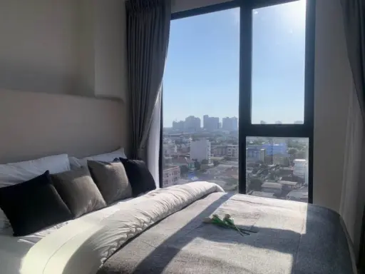 For rent, The privacy, Tha Phra Interchange, nice room, high floor, good view, cheap price, I can tell you that you need to reserve it.