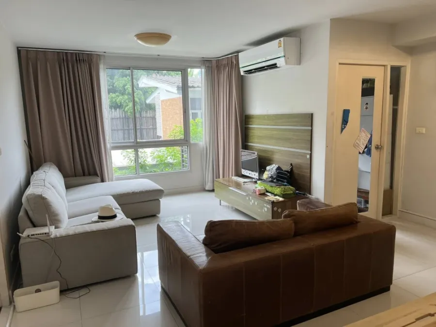 ขาย ให้เช่า Sathorn Plus-By The Garden ห้องกว้างพื้นที่ใช้สอยเยอะ เฟอร์ครบครัน มาพร้อมโซฟาตัวใหญ่ จองเลย