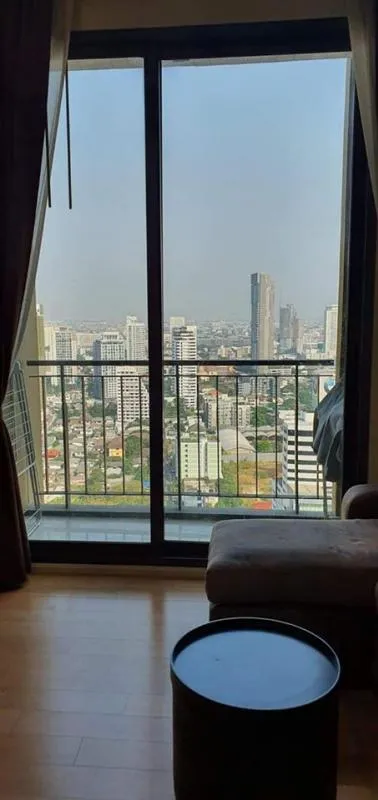 ขายคอนโด อีควิน็อกซ์ พหล-วิภา ห้องหัวมุม ไม่ร้อน เฟอร์ครบ ห้ามพลาด รีบเลยยย