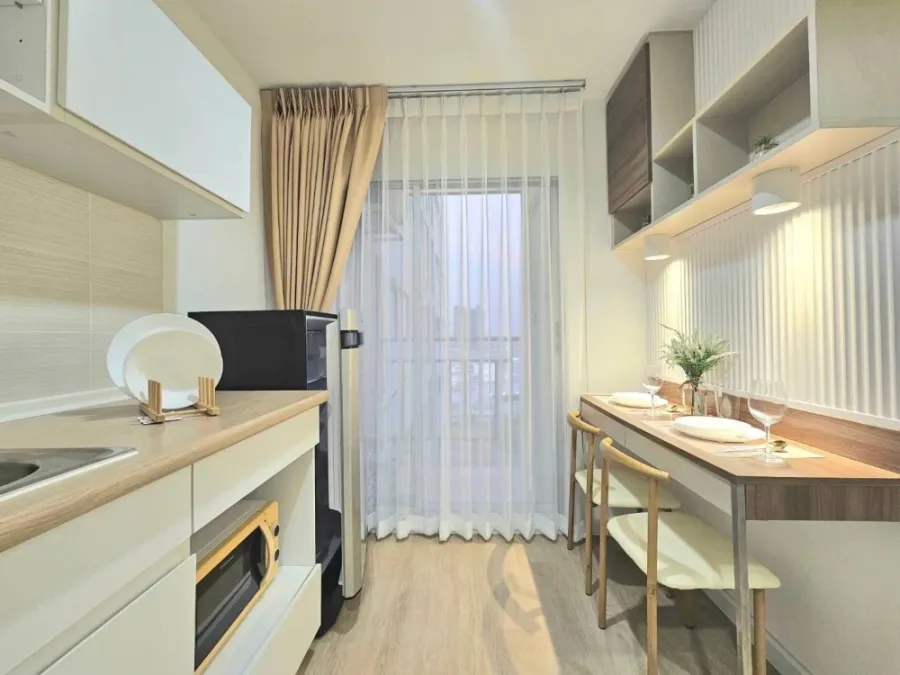 For sale: Lumpini Mega City Bangna, beautifully decorated room, fully furnished, with built-in furniture. You won't be disappointed if you book.