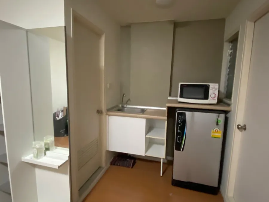 The price is very cheap, the room is good, everything is furnished. Book and you won't regret it at Lumpini Township Rangsit Klong 1 for sale.