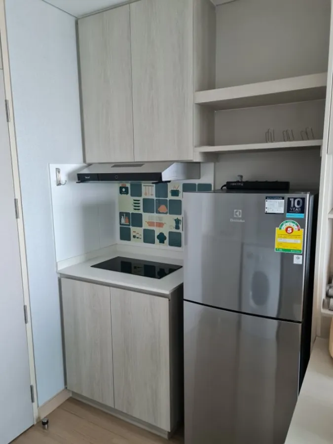 For rent Lumpini Suite Din Daeng-Ratchaprarot. This room is new All pieces are well furnished. High floor, no building block. Book now.