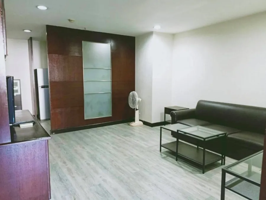 For rent, The Waterford Park Sukhumvit 53, fully furnished, ready to move in. Don't miss it.