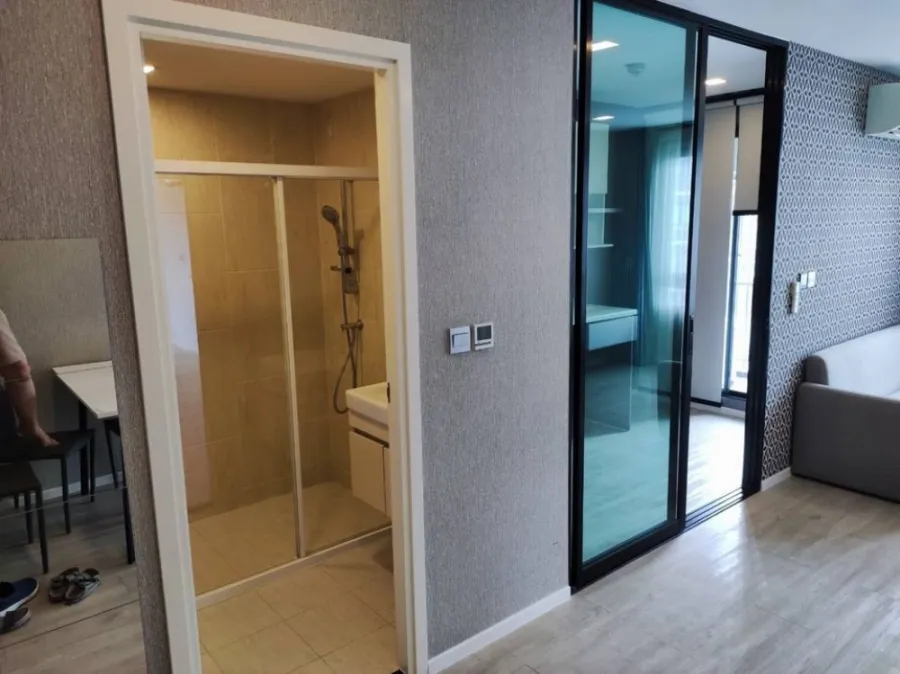 Sell/Rent Atmoz Ladprao 71, corner room, full lake view. Separate the kitchen into proportions. Book now.