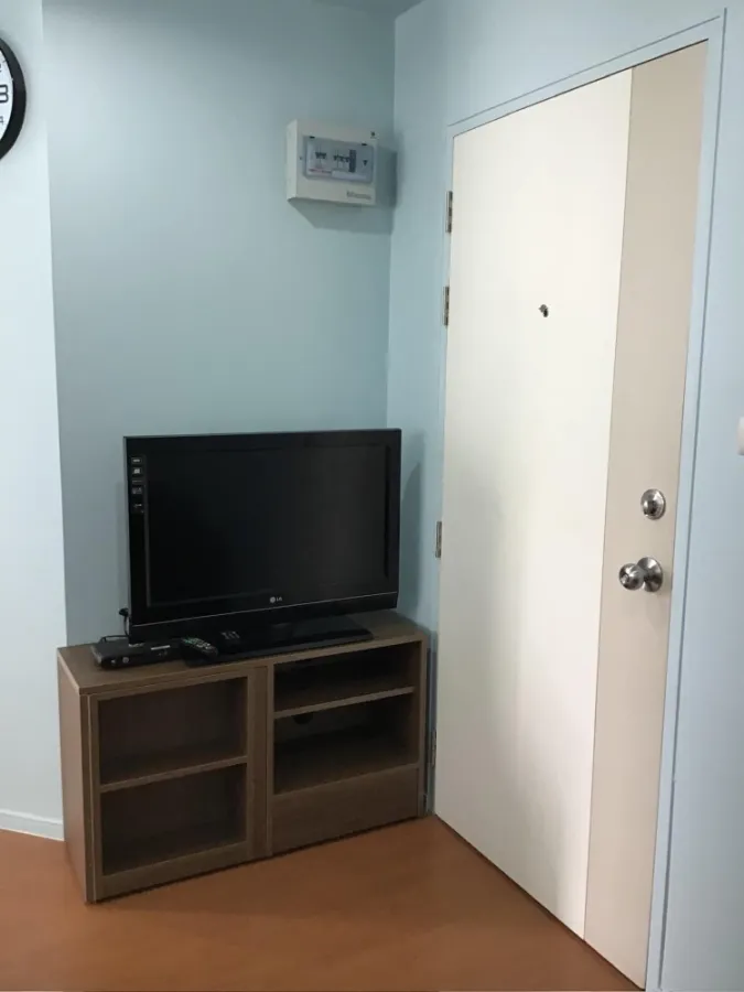 Condo for rent, Lumpini Mega City Bangna, partitioned room, decorated in blue tones. Fully furnished, reserve now.