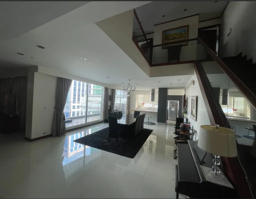 For sale: Le Raffine Sukhumvit 31, 3 bedrooms, 5 bathrooms, complete amenities, reserve now.
