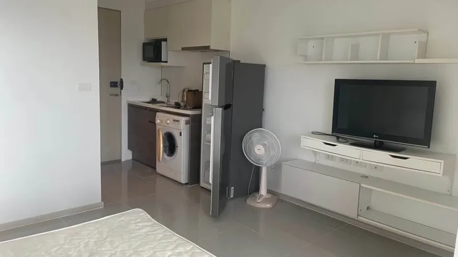 For sale: Condolette Pixel Sathorn, beautiful view, comfortable to the eyes, free furniture, interested in owning, hurry and reserve now!