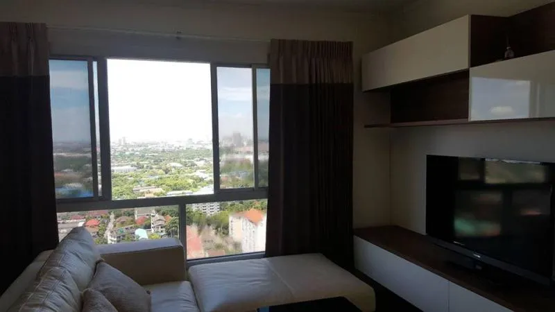 Condo for sale Lumpini Ville Chaengwattana, Pak Kret, corner room, next to the balcony, 180 degree view full river view