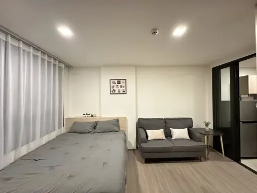Condo for rent at The Muve Pradipat, residential side. Cool breeze, unobstructed view, fully furnished, ready to move in. images
