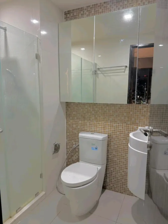 For sale or rent: Rhythm Asoke, 36th floor, nice room, fully furnished, reserve now!