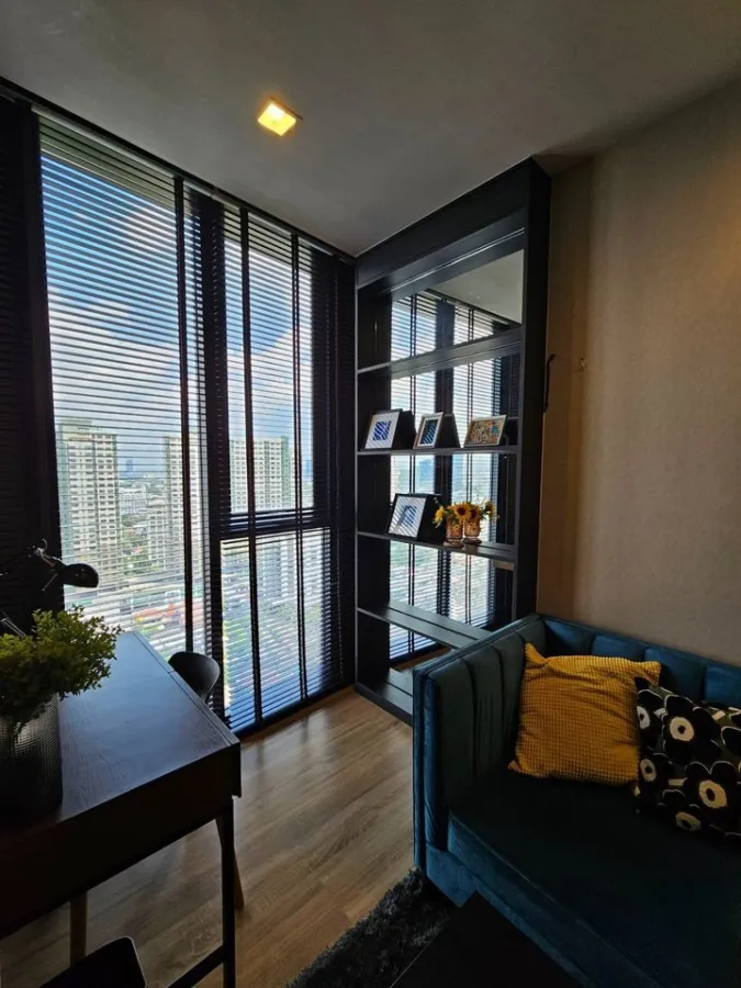For rent, The Line Phahol-Pradipat, 24th floor, city view, most beautiful. Room decorated in modern style, very popular, book now