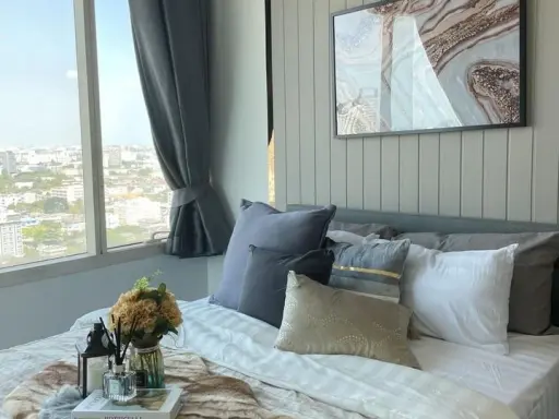 For rent, Wind ratchayothin, 19th floor, corner room, good view, no building blocking the view, beautiful room, fully furnished, book now, hurry up.