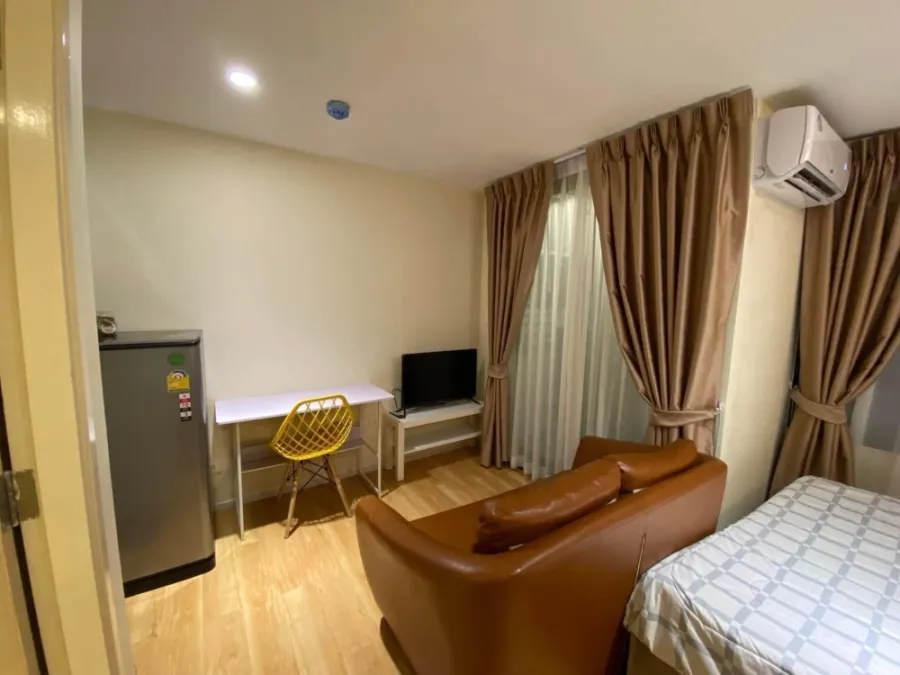 For rent, Modern Condo Charan 79, STUDIO room, 3rd floor, comes at a low price, easy on the wallet. If you don't reserve, you will regret it.