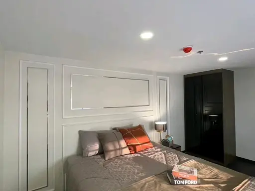 For rent: Park Origin Thonglor, 2 bedrooms, 33rd floor, fully furnished, ready to move in. Book now!