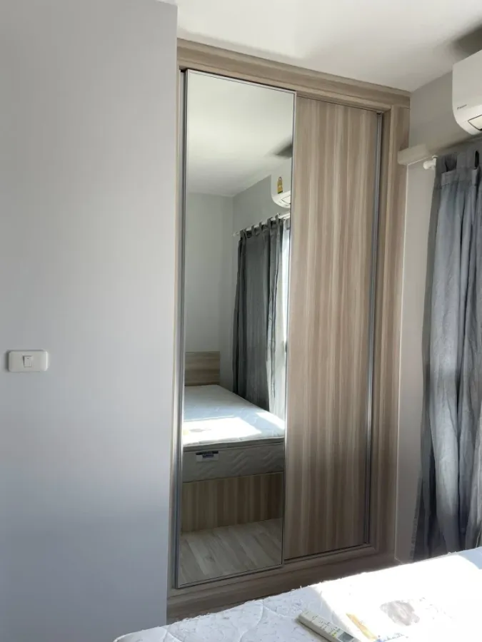 Plum Condo Ramkhamhaeng Station for sale. Ready to move in, high floor, fully furnished. Book now!