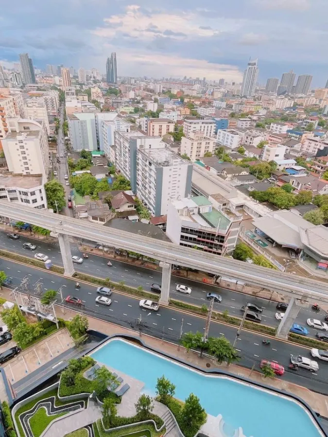 For rent: The Origin Ladprao-Bangkapi, 16th floor, pool view, built-in walls throughout the room, extremely beautiful, fully furnished, all in one pla