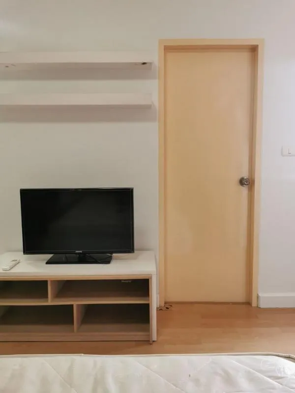 For rent, My Condo Sukhumvit 81, fully furnished. Very new room condition, book now!