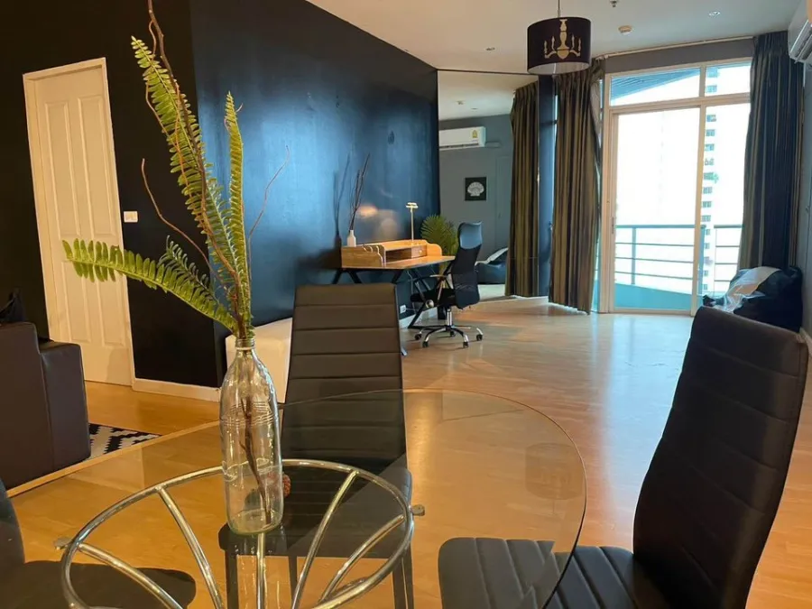 Condo for rent, Baan Sathorn - Chao Phraya, 11th floor, open and airy view, spacious room, plenty of usable space, book now.