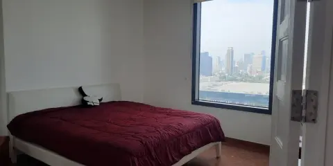 ให้เช่าAguston Sukhumvit 22 1 ห้องนอน 1 ห้องน้ำ ขนาดห้อง 58. ตึก B วิวเห็นตึกในกรุงเทพ ห้ามพลาด