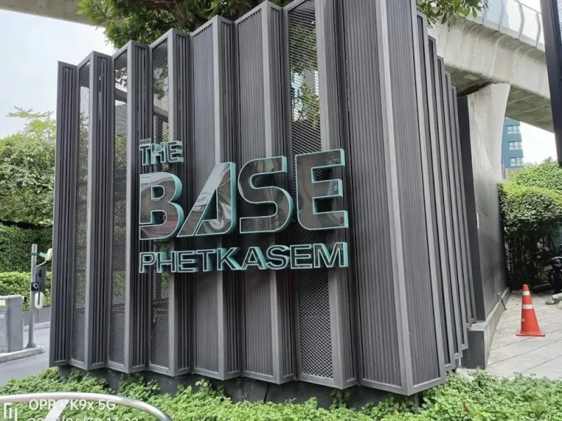 ให้เช่า The base phetkasem ห้องชั้นสูง น่าอยู่ลมดี ห้องริม ดีแบบนี้รีบจองเลยก่อนพลาด+++
