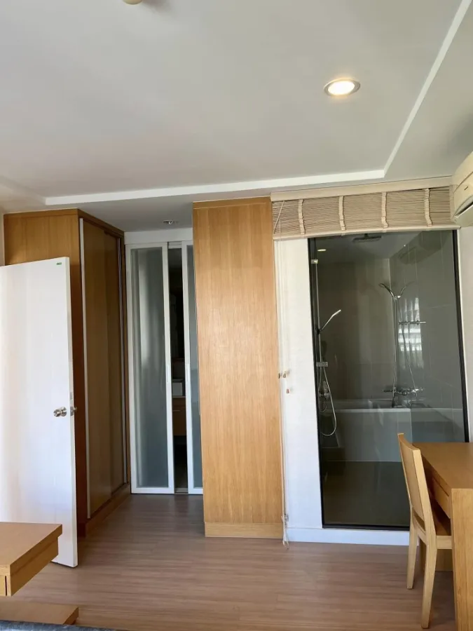 ขาย D 25 Thonglor Condominium บรรยากาศดีสุดๆ ห้องตกแต่งน่าอยู่ เรียบง่าย อยู่สบาย สนใจรีบจับจองเลย