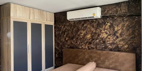 ให้เช่า เดอะ พาร์คแลนด์ บางนา ห้องติดวอลเปเปอร์ทั้งห้อง เตียงใหญ่น่านอน ราคาน่าอยู่ ไม่จองไม่ได้แล้ว
