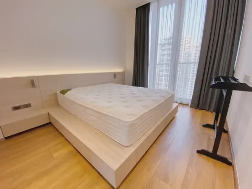 Condo for rent, Park 24 Origin, Phrom Phong, corner room, 17th floor, good view, outstanding location, ready to move in, don't wait!!