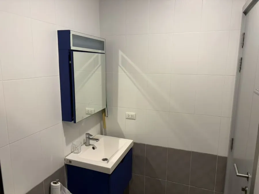 XT Ekkamai for rent, 9th floor, fully furnished, very livable. Book now, don't wait!