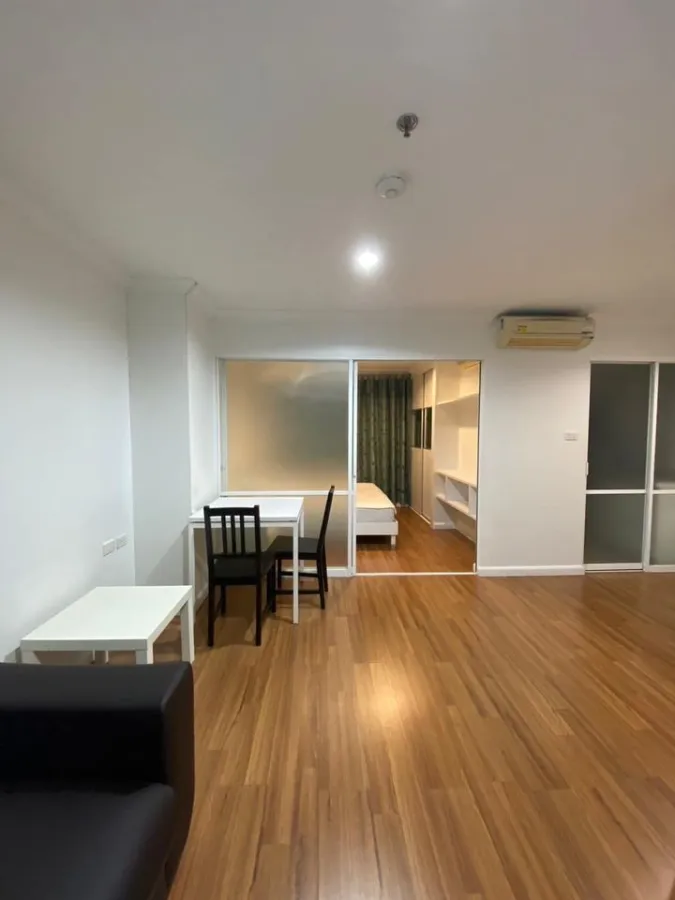 Condo for rent, Lumpini Suite Pinklao, 21st floor, water park view, fully furnished, ready to move in. You must not miss it.