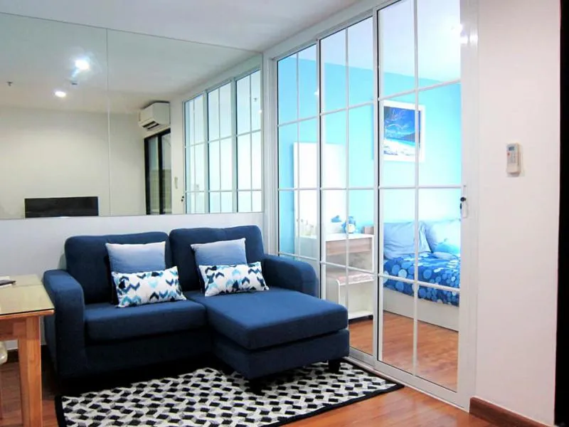 For rent Regent Home 18 Chaengwattana-Laksi. Beautifully decorated, inviting, fully furnished, built-in kitchen, don't miss it.