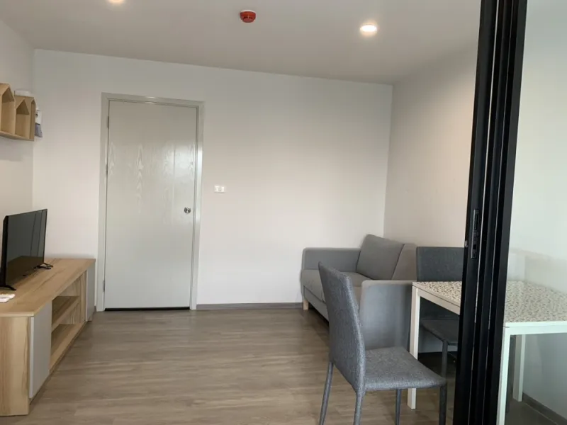 ให้เช่า รีช พหลโยธิน 52 ชั้น 7 ห้องกั้นเป็นสัดส่วน เฟอร์นิเจอร์ครบครัน อย่ามั่วแต่มองรีบจองเลยจ้า