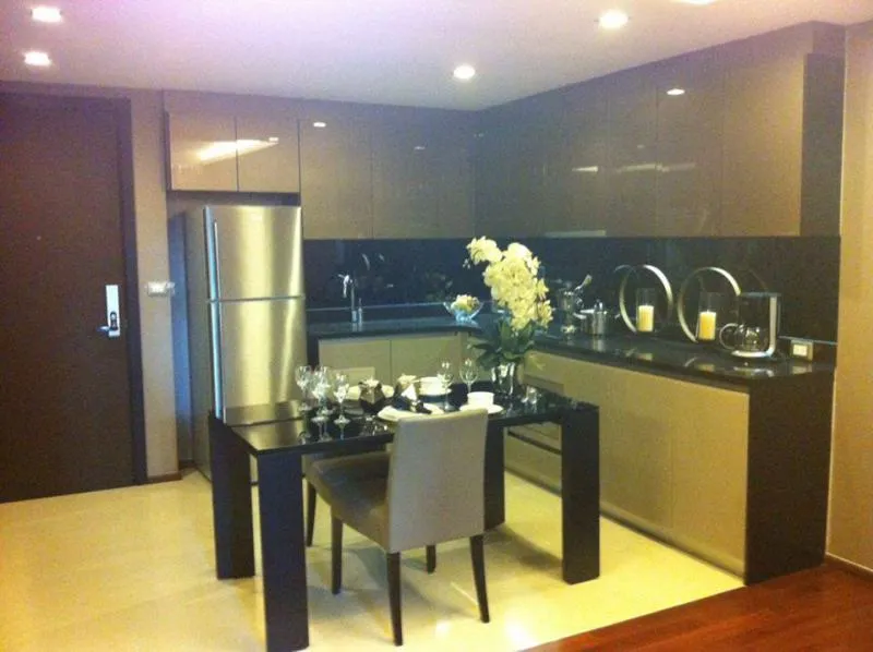 Condo for rent or sale, The Address Sukhumvit 61, fully furnished. Appliances ready Decorated very nicely, very inviting.