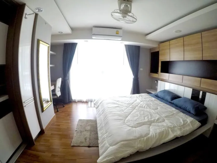 For rent: The Waterford Sukhumvit 50, spacious room, full Buit-In furniture, don't miss it, hurry up.
