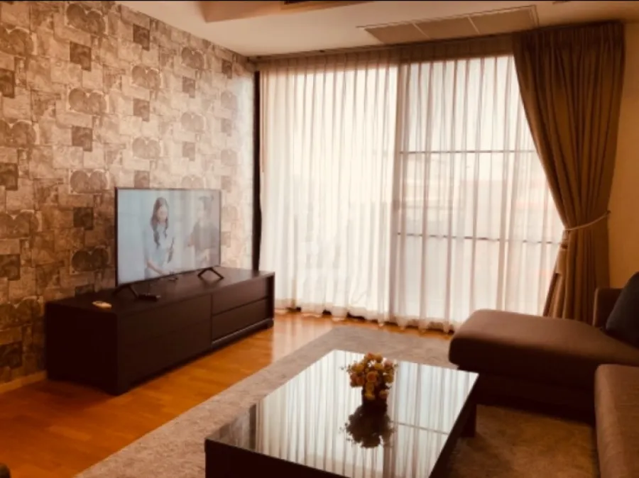 ให้เช่า!! คอนโด อมันตา รัชดา Fully furnished เครื่องใช้ไฟฟ้าครบ พร้อมอยู่ รีบจองเลย!!