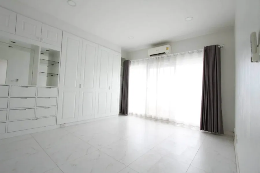 ขาย Baan-Nonsi ห้องกว้างพื้นที่ใช้สอยเยอะ ในทำเลดี วิวแมน้ำเจ้าพระยาสวย ไม่จองไหวหรอ