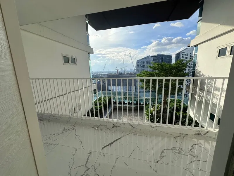 Selling 3 bedrooms at The Coast Bangkok. Spacious and comfortable, fully furnished. Book now!