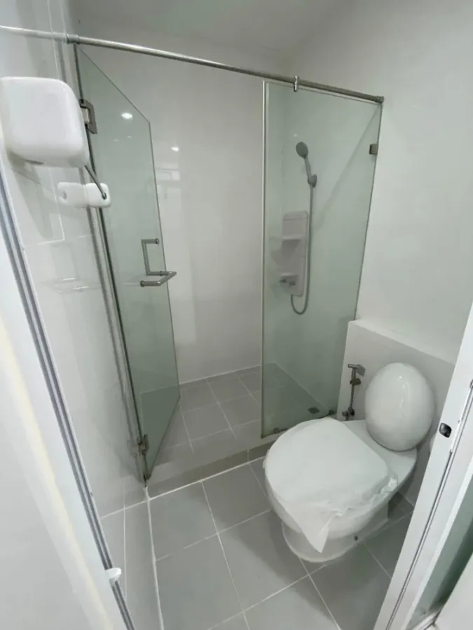 ขาย เช่า Astro Condo แจ้งวัฒนะ ห้องพร้อมอยู่ เฟอร์ เครื่องใชไฟฟ้าครบ ลากกระเป๋าเข้าได้เลยจ้า