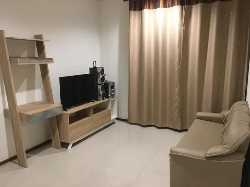 ให้เช่า Villa สาทร ห้องใหม่ เฟอร์นิเจอร์ใหม่ พื้นที่ใช้สอยกว้างๆ ใหญ่ คุ้ม โดนสุดๆ รีบจองมาเลย