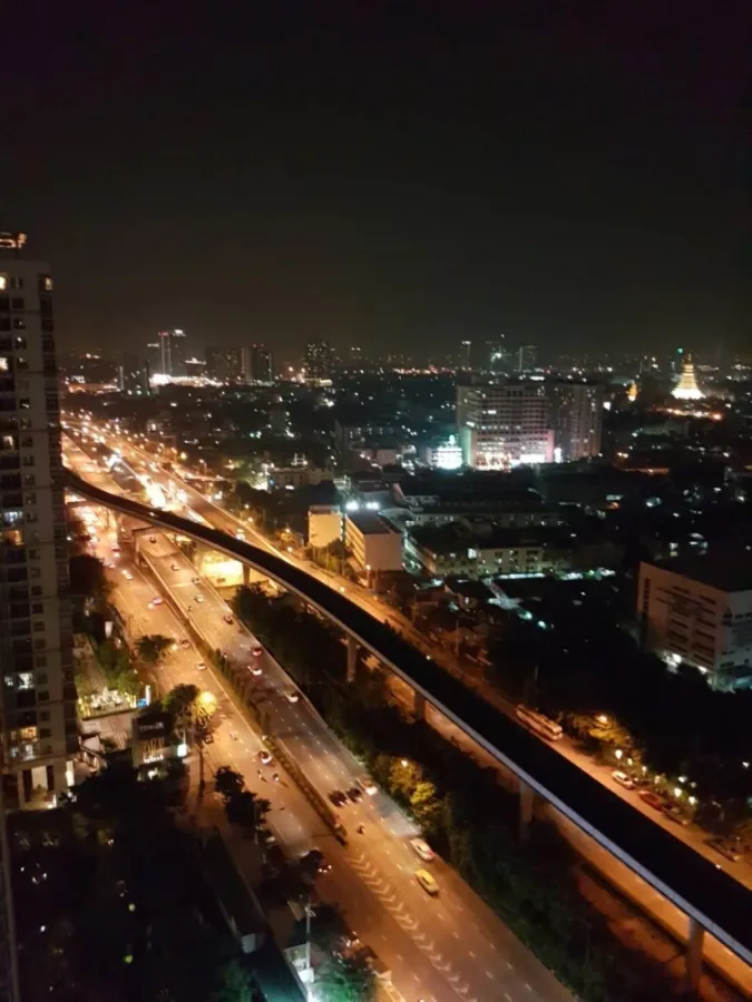 For rent, Ideo Sathorn-Thapra, high floor, beautiful view, fully furnished and ready to move in. If interested, hurry up to reserve now.