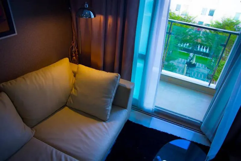 ++ Condo TC Green Rama 9 ++ beautiful room, fully furnished, convenient transportation, close to shopping centers Don't wait .. rent urgently !!!!