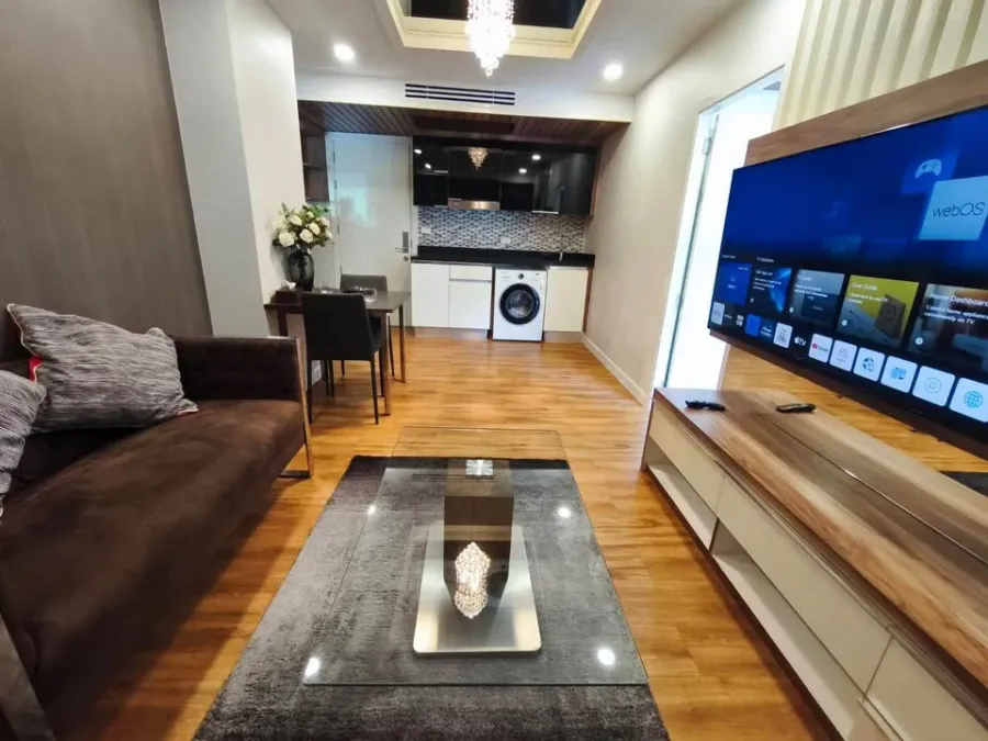 Selling a fully furnished, ready-to-move-in unit at Dusit Grand Park, 3rd floor. Book now! Don't miss out!