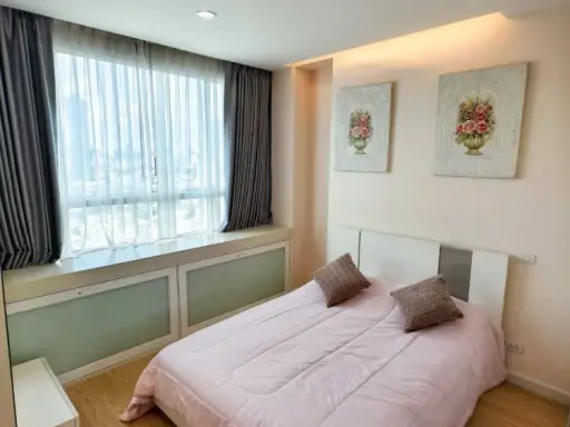 ให้เช่า คอนโด ทีซี กรีน พระราม 9 ห้องกว้างอยู่สบาย บิ้วอินภายในห้องอย่างดี images