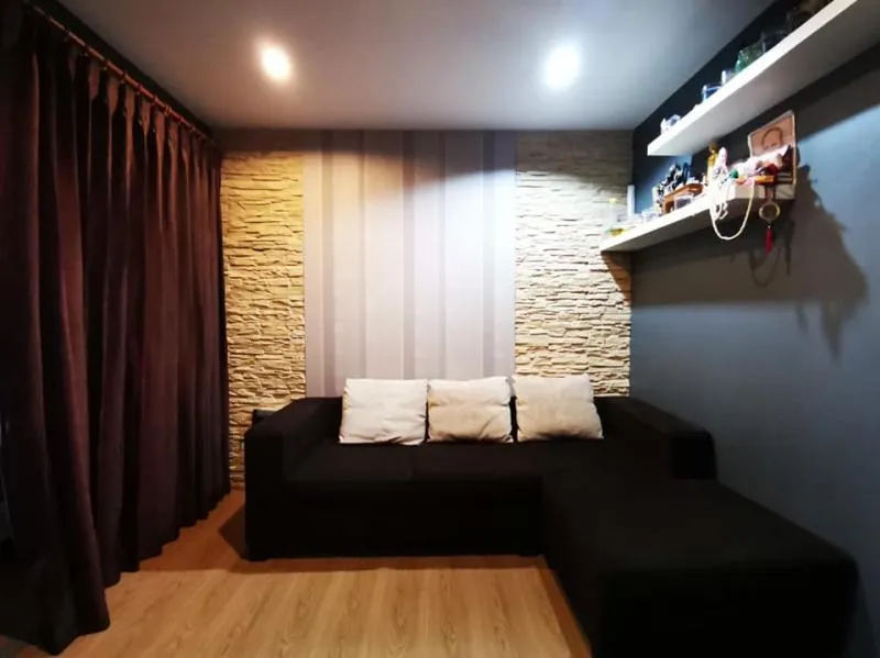 ขาย D Condo รัตนาธิเบศร์ แต่งสไตล์คลาสสิค คุมโทนสุดหรู แต่งผนังสุดสวย โอ้ยใครเห็นก็ชอบ ด่วนๆรีบเลย