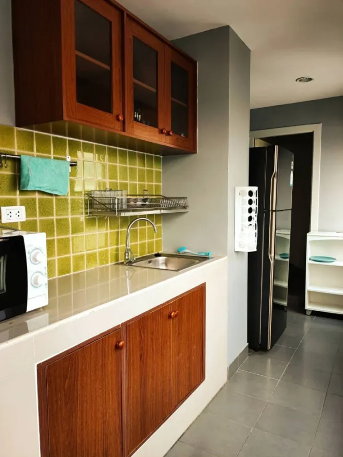 ให้เช่า Regent Home 22 สุขุมวิท 85 ห้องมุม แบบ Combine แบ่งสัดส่วนลงตัว เฟอร์นิเจอร์ครบ วิวโล่งนอกโครงการ ไม่มีตึกบัง อากาศดี เห็นรถไฟฟ้า จองเลย